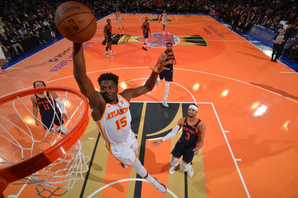 础稳步增长 础稳步增长