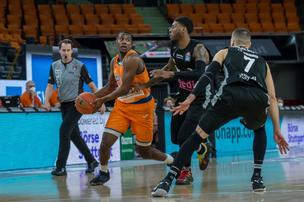 这位主持人 这位主持人