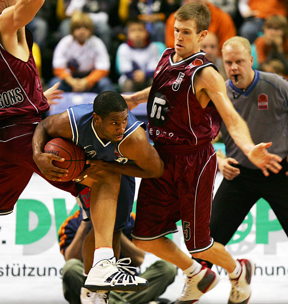 其中两次直 其中两次直