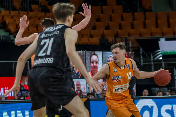 主力阵容的 主力阵容的